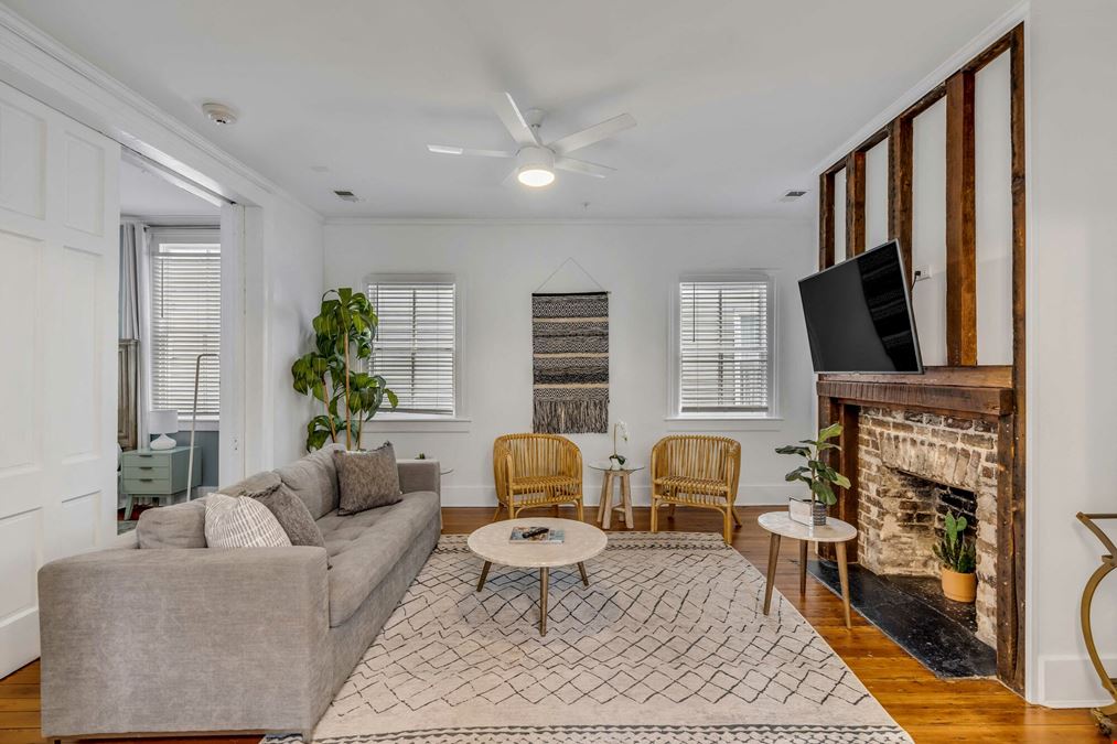 Short Term Rental Triplex Downtown