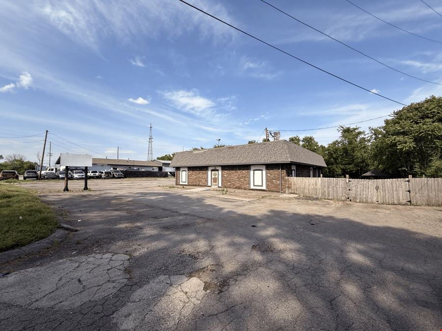 449 Moss Trail