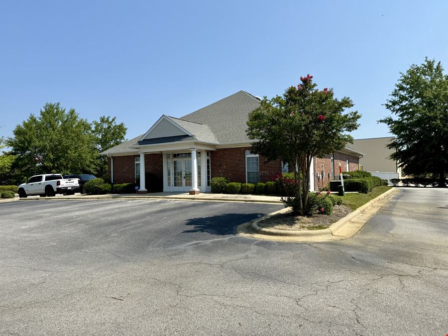 Former Bank Branch for Lease | 3,566 SF