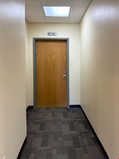 2475 Maplewood Drive W #113