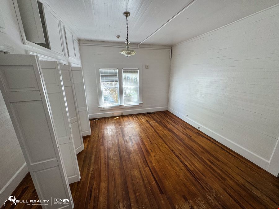 Newly Remodeled Commercial House with Retail Exposure | ±3,391 SF | Dawsonville, GA