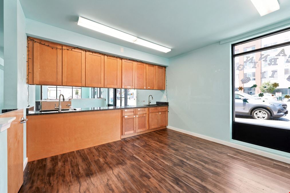 512-18 E Girard Ave