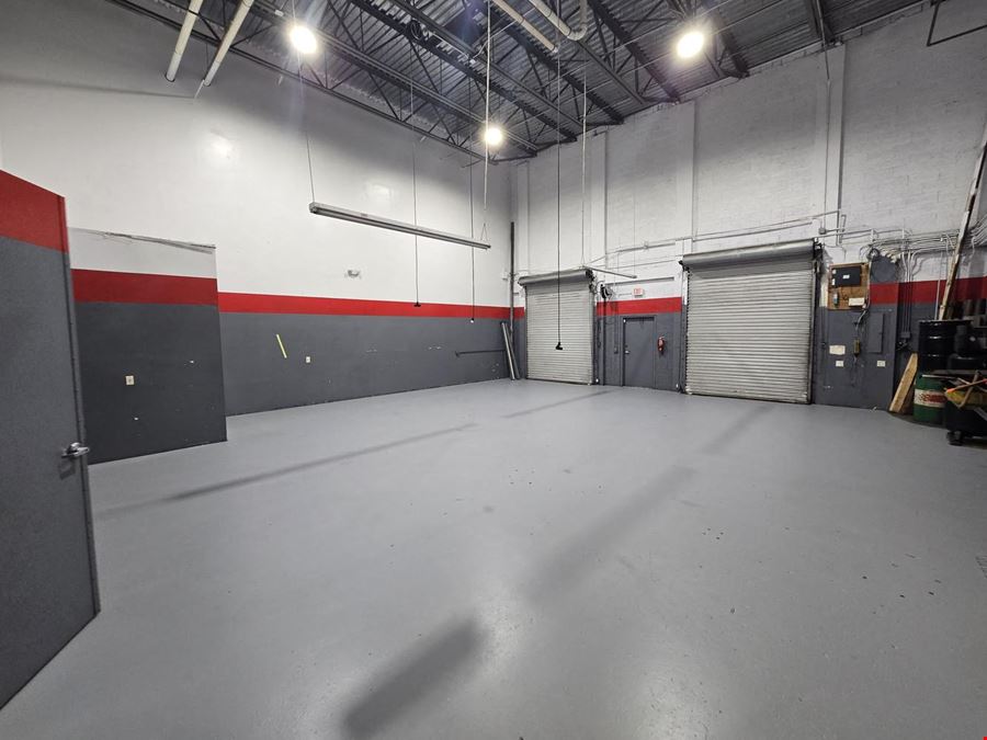 Industrial Flex Space | Corner Unit