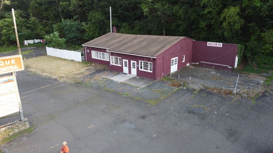 408 Forest Rd