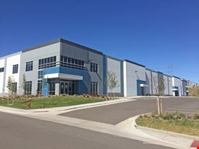 635 E 52nd Ave
