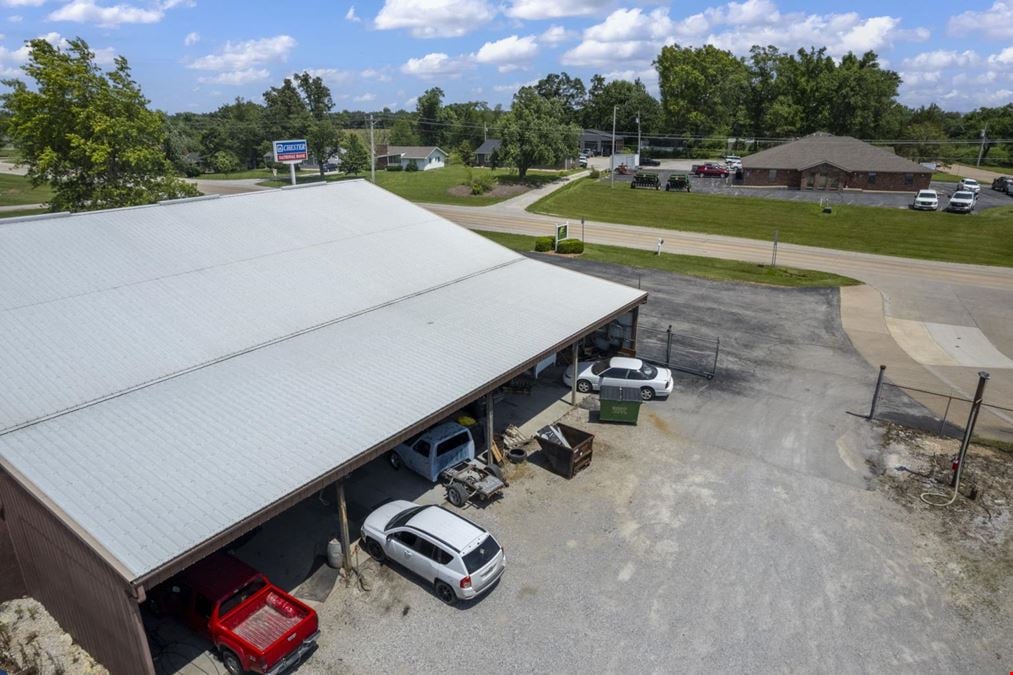 1004 N Main St