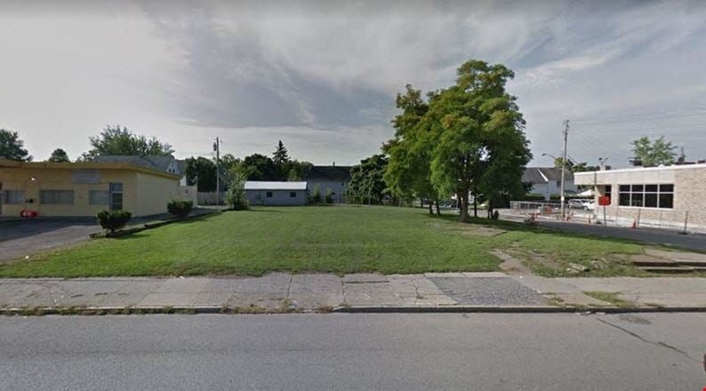 Preview of Retail space for Rent at 1219 E. Delavan Avenue