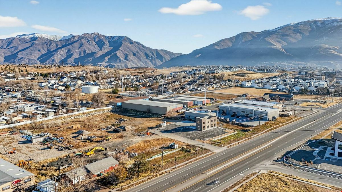 Layton Small-Bay Industrial | 4,359 SF | 7% Pro Forma Cap
