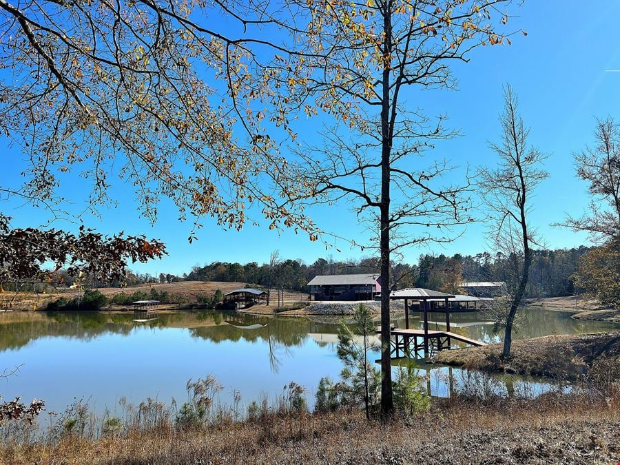 Whitetail Lake Lodge