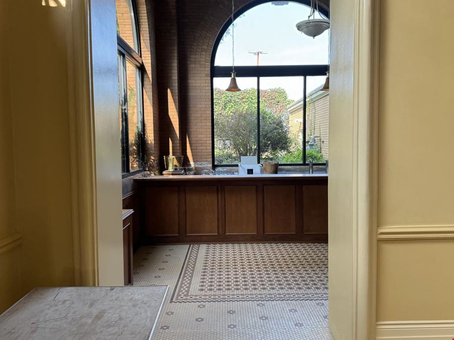 3031 5th Ave, Lease