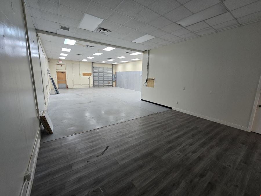 Corner Unit in Sunrise Industrial Park