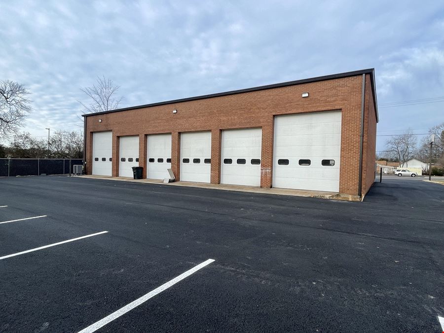 Six Bay Auto Repair for Lease: Former Bennett's Front End Service