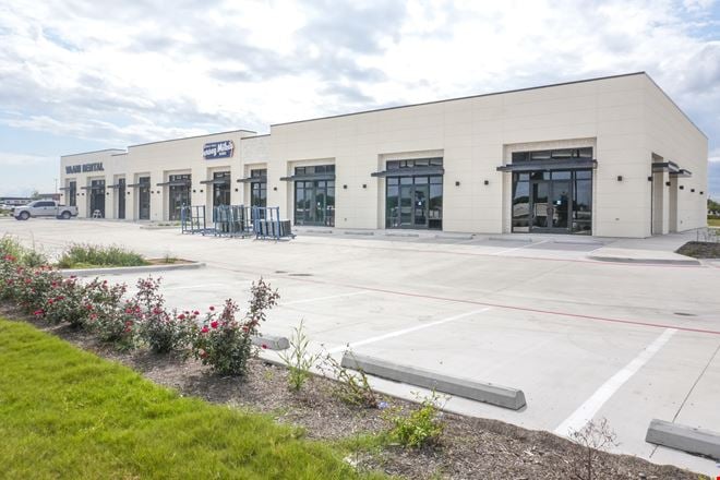 Preview of Retail space for Rent at 1581 US Highway 181