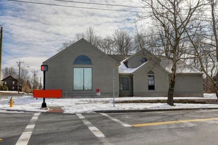 Preview of commercial space at 908 Allen St