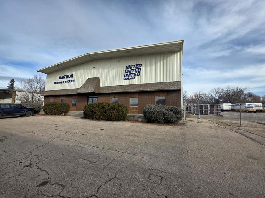 2720 E HIGHWAY 44