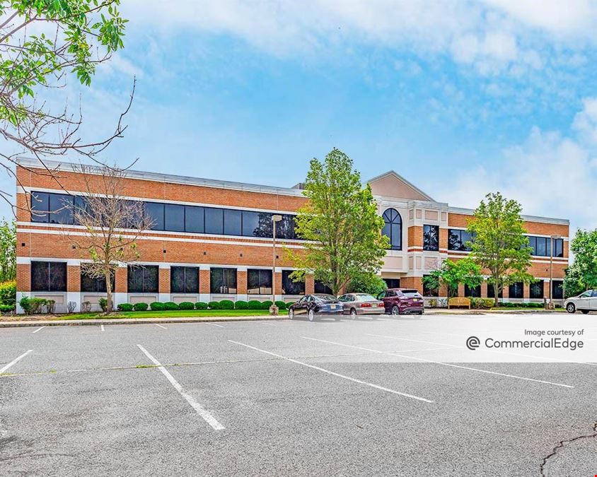 100 Commons Way