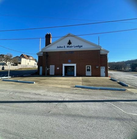 Preview of Retail space for Rent at 340 Clay Avenue