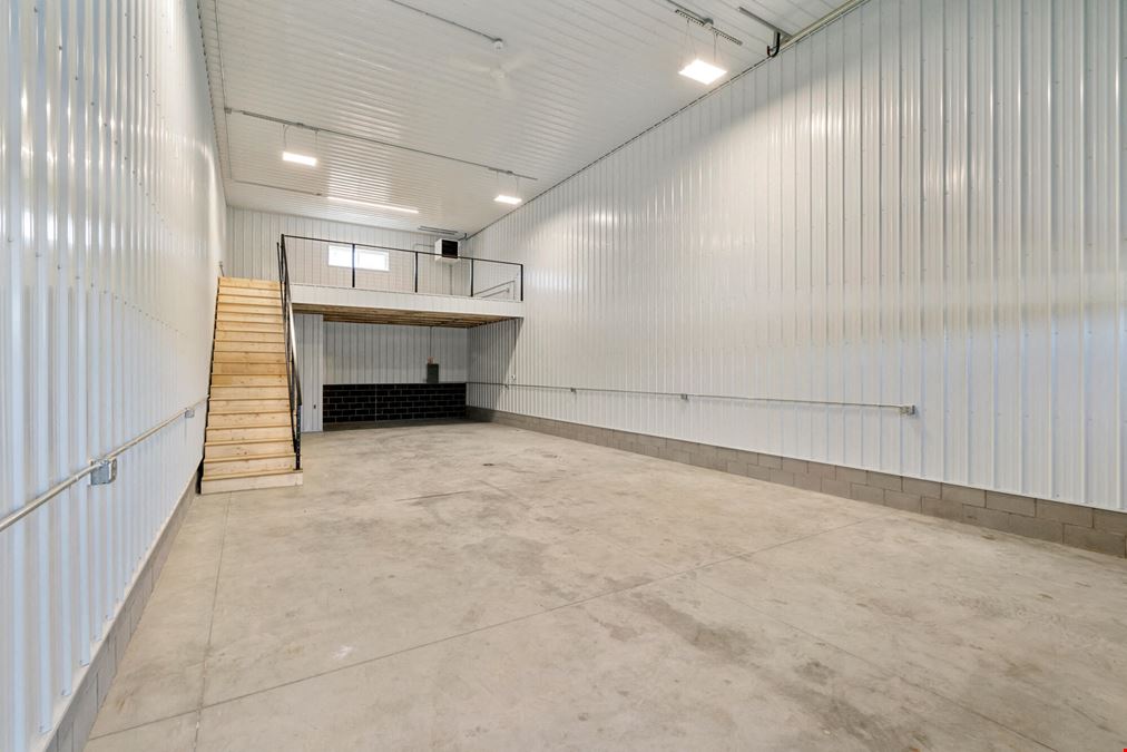 5384 Commerce Boulevard, D404, Indian River, MI, 49749