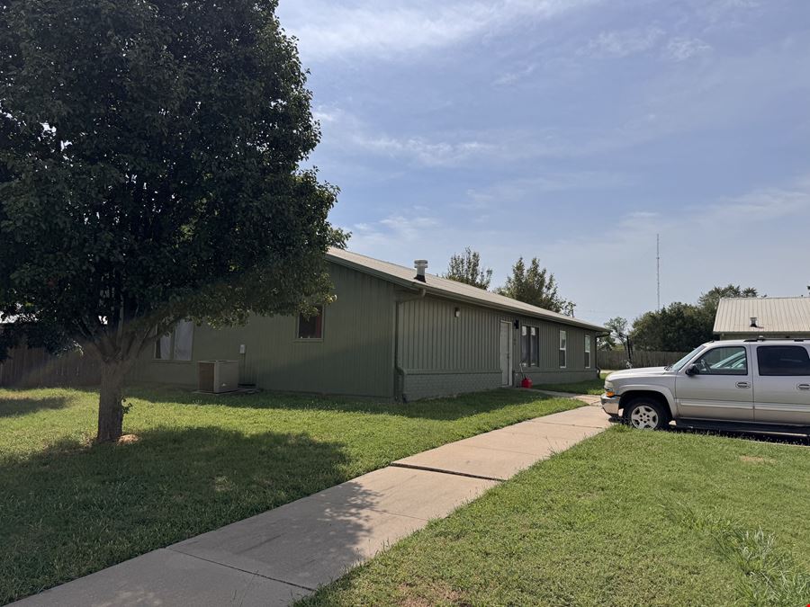 101 E 32nd Ave