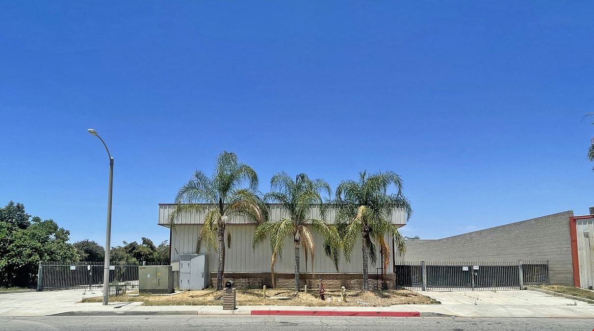 590 S. Grand Ave.