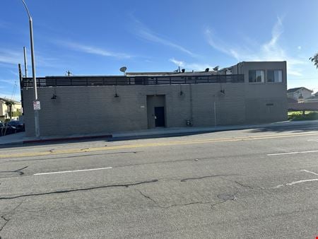 Preview of Retail space for Rent at 100 W Pleasant Valley Rd