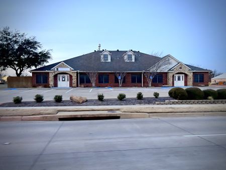 Preview of Office space for Sale at 649 NE Alsbury Blvd