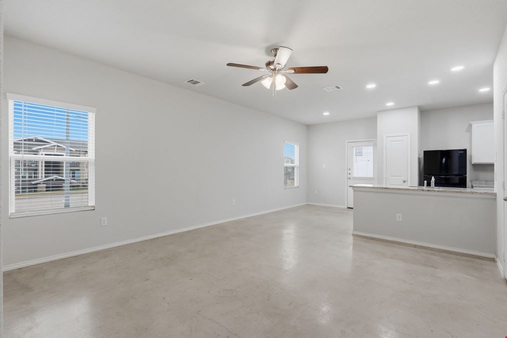 7239 Converse Ridge Quadplex