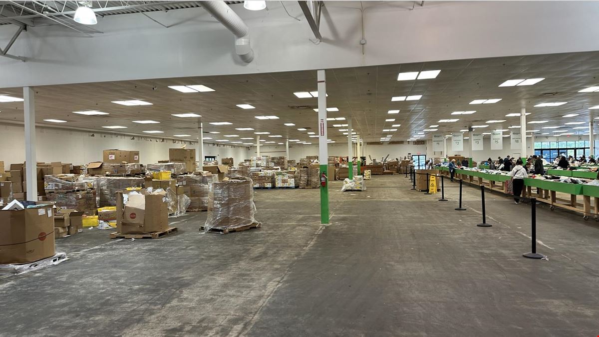 South Bend Retail/Storage/Warehouse Space