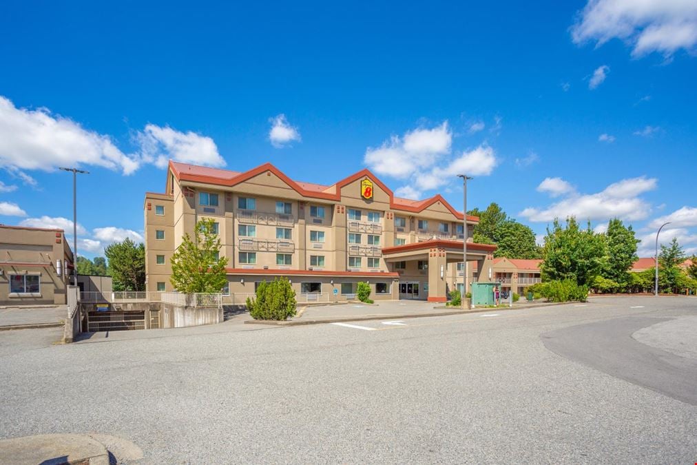 Super 8 and Retail Centre Abbotsford 