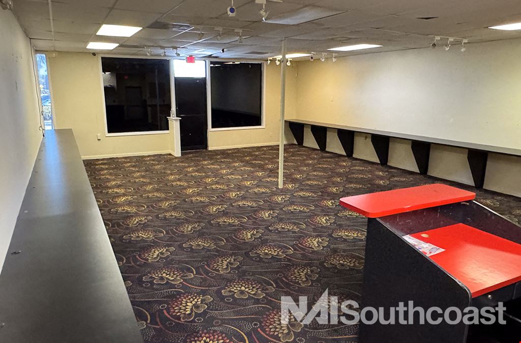±1,117 SF Retail Space - Hutchinson Island Shops