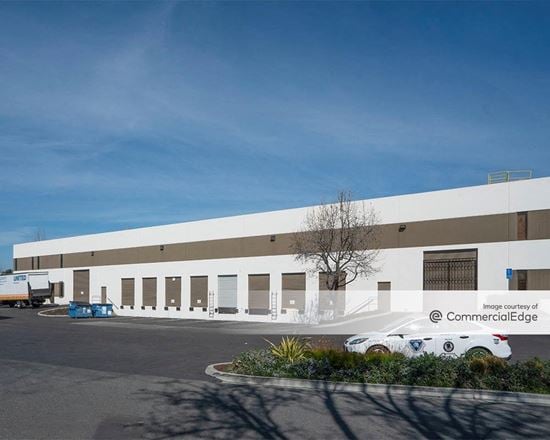 Preview of Industrial space for Rent at 905 McLaughlin Avenue