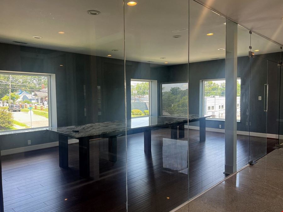 Lynchburg Legal & Professional Building