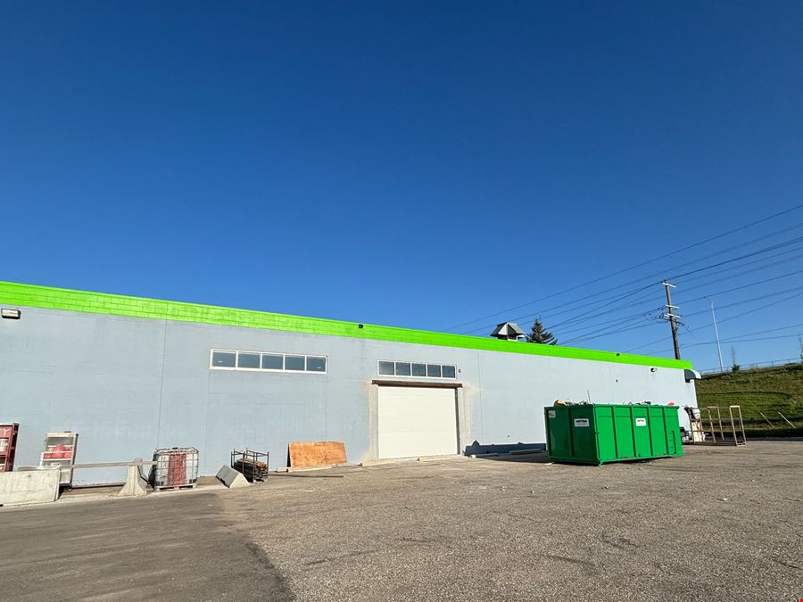 8476 27 Street Southeast