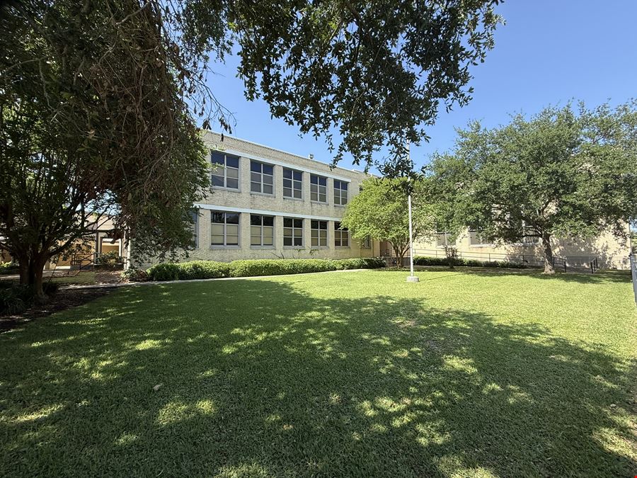1528 Post Office St, Galveston, TX 77550- Galveston ALF Post Office Campus