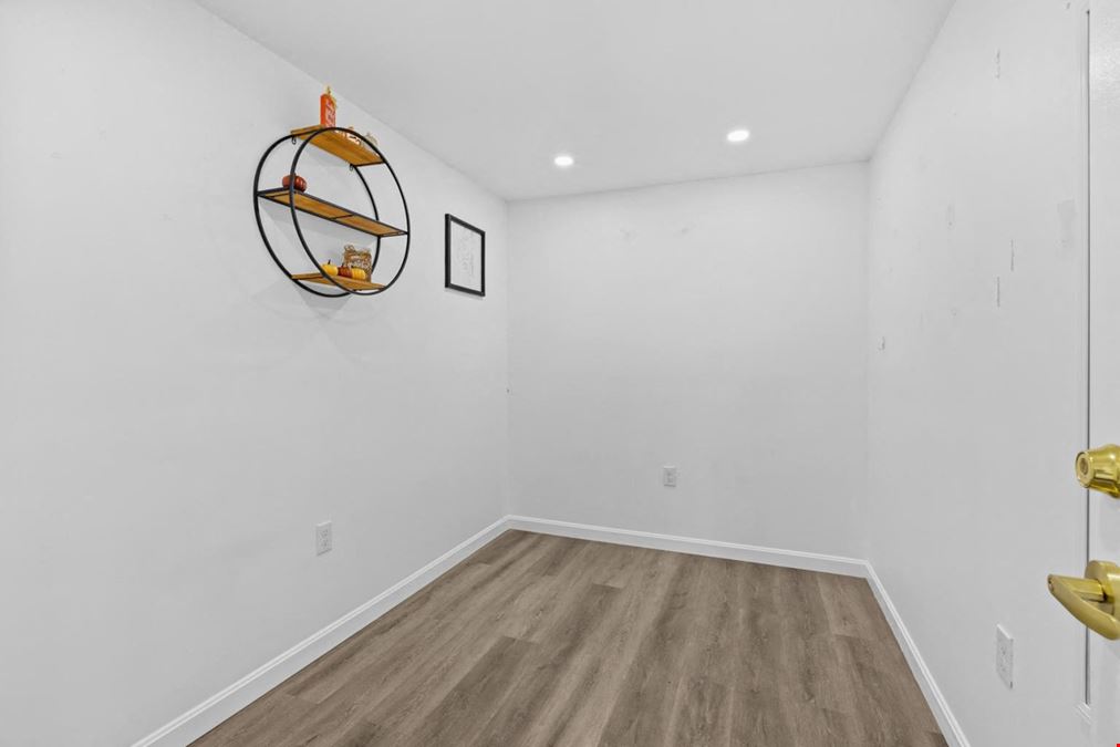 Class C Office or Retail Space for Lease in Lowell, MA