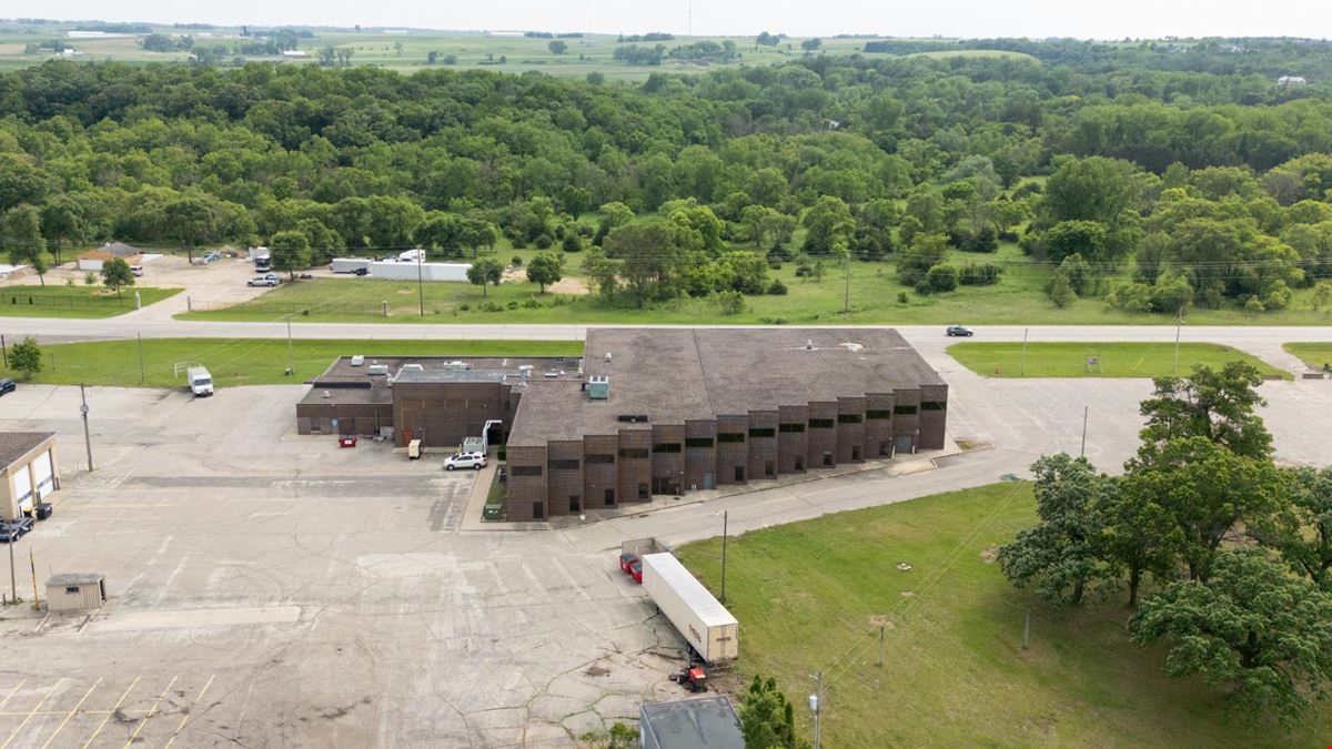 2450 Marion Road SE - Mixed-Use Building For Sale 
