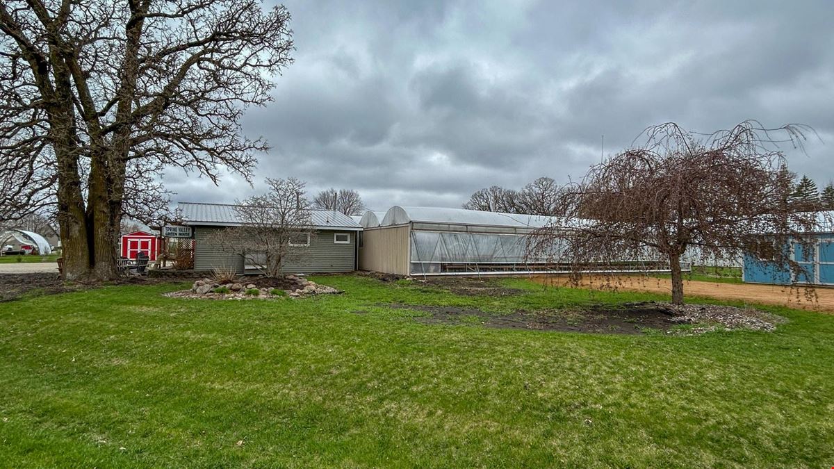 Highway 63 Commercial Building and Land For Sale