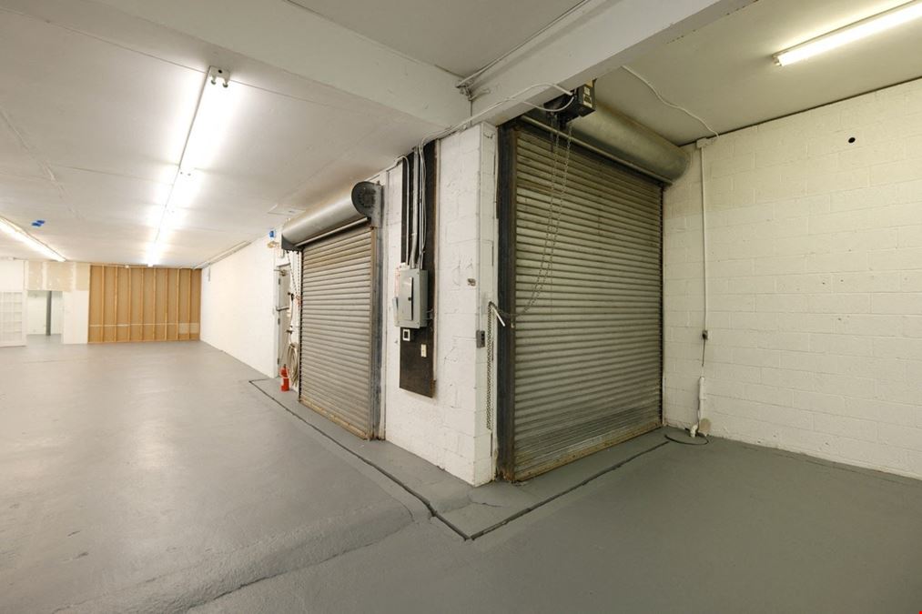 30 W Price St