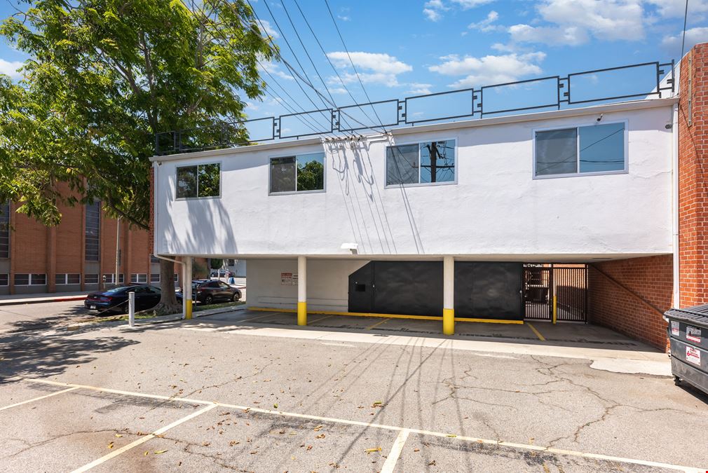 9024 W Olympic Blvd