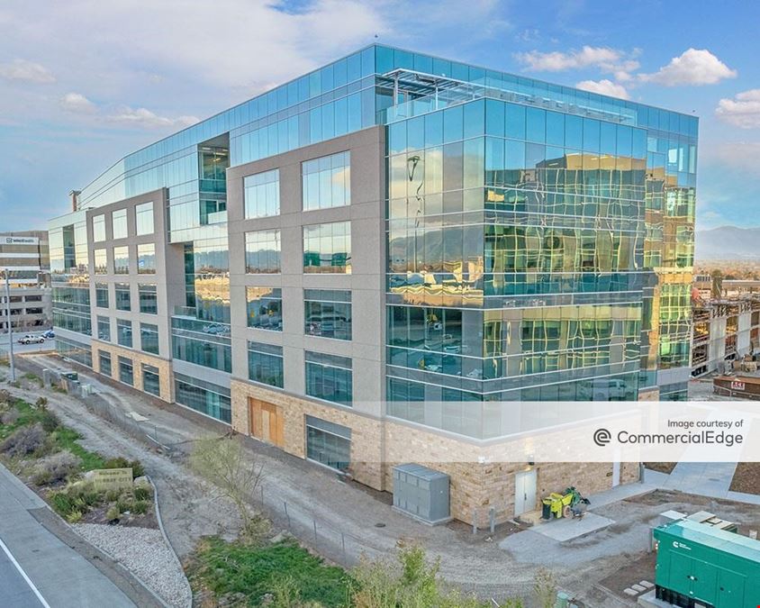 53rd Center - Building 2