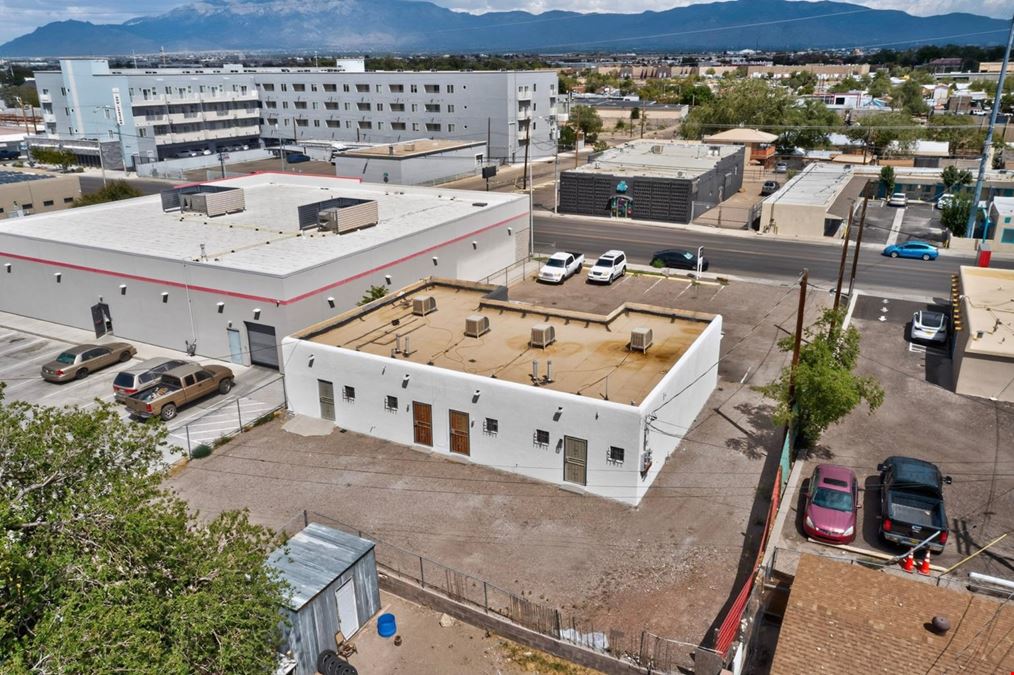 4-SUITE RETAIL/OFFICE · INVESTMENT/OWNER USER