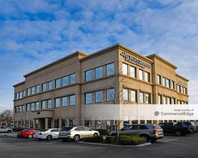 Fresno Herndon Medical Plaza - 7033 North Fresno Street