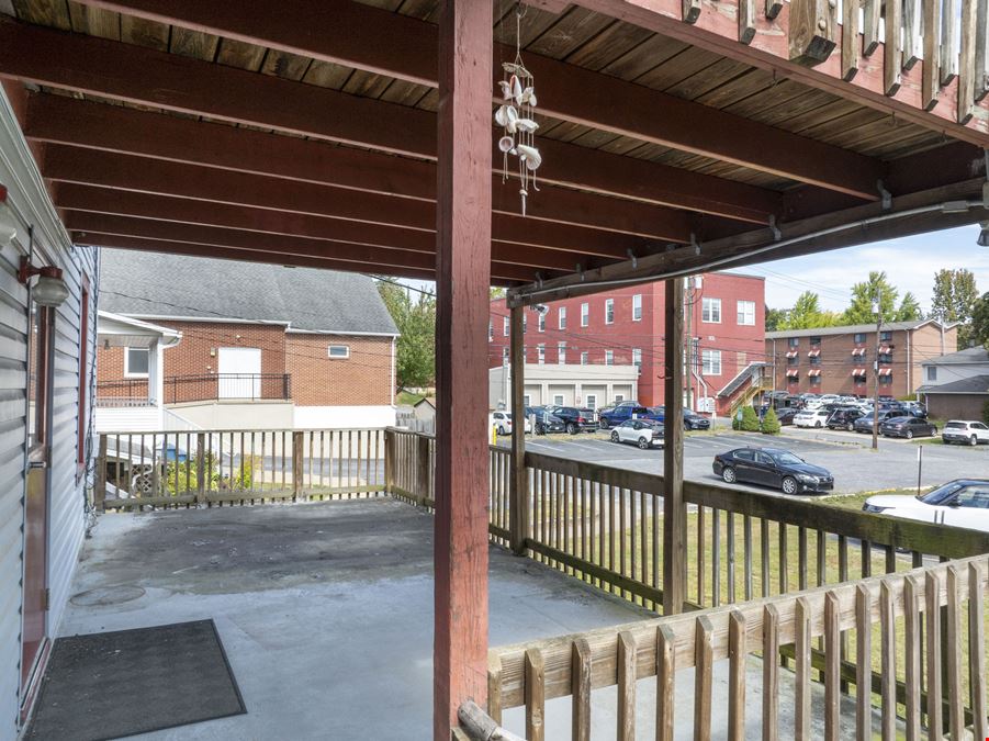 Westside Manor