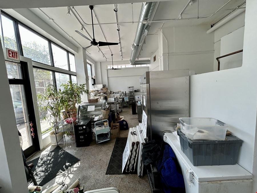 7100 S South Shore Drive - +/- 1,100 SF