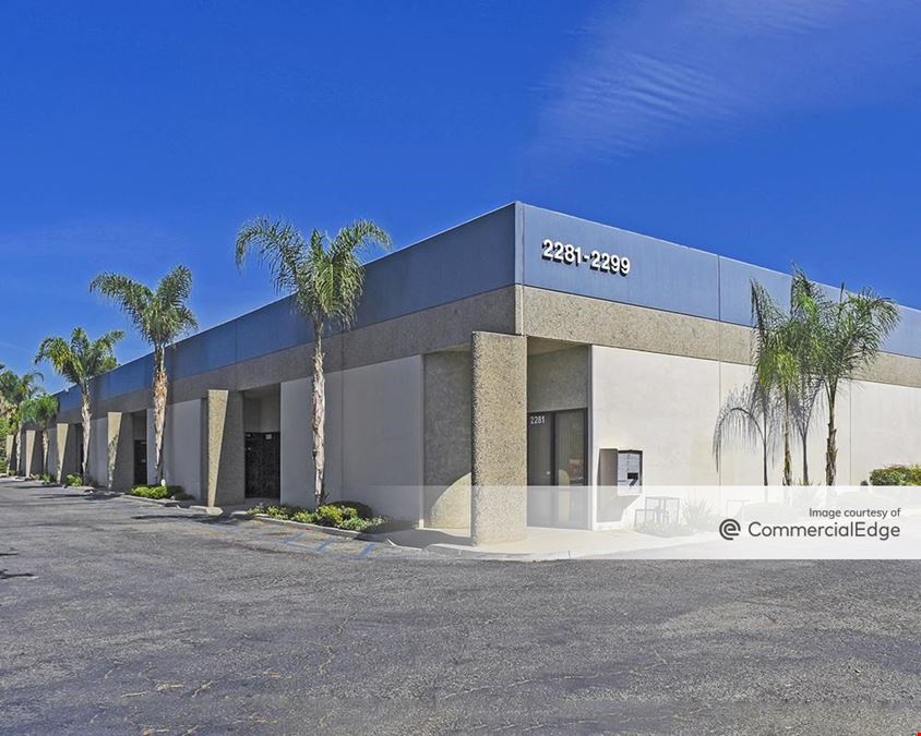 Russell Street Business Center