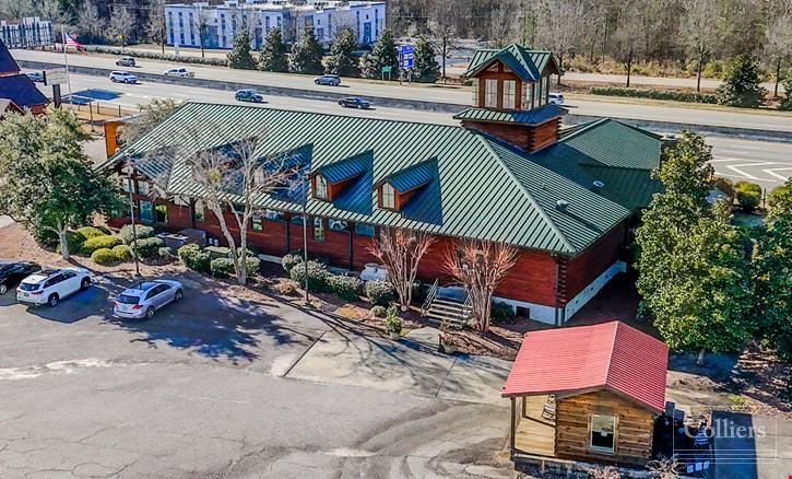 ±9,080-SF Southland Log Homes Building Available with Excellent I-26 Visibility | Irmo, SC