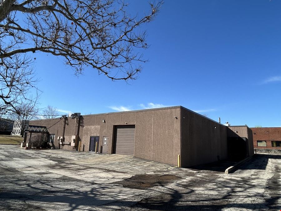 2800 Hitchcock Ave