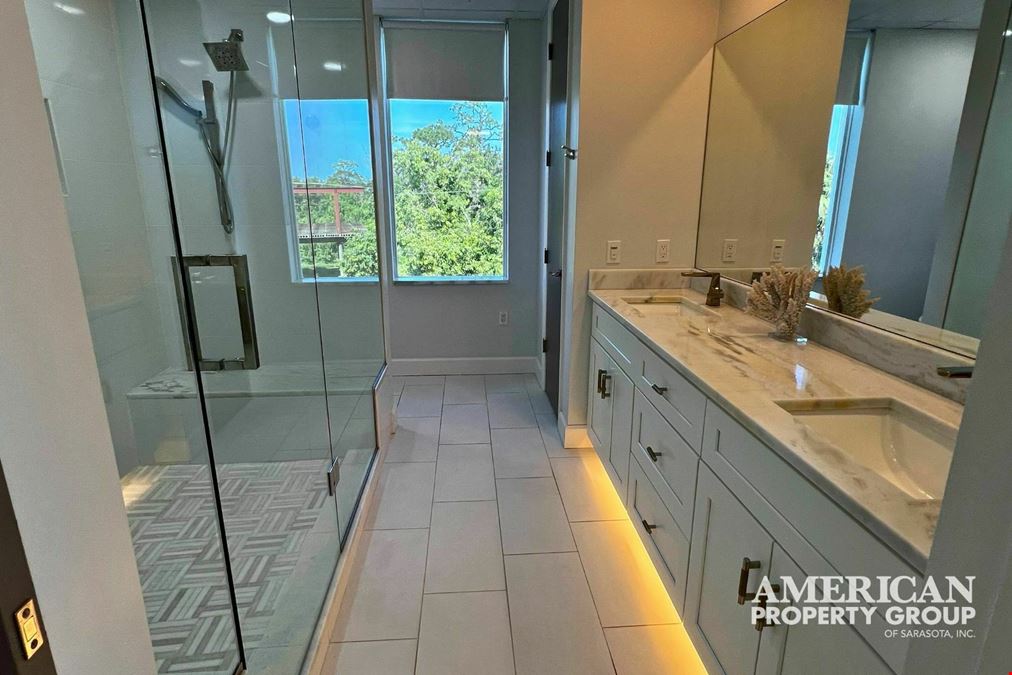 Ultimate Live/Work Opportunity with Views