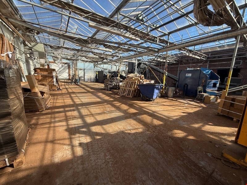 49,044 SF Industrial Building
