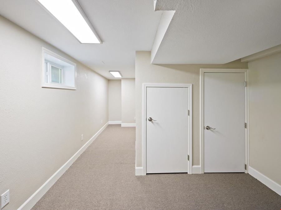 Hollywood/Laurelhurst Office Bldg Opportunity